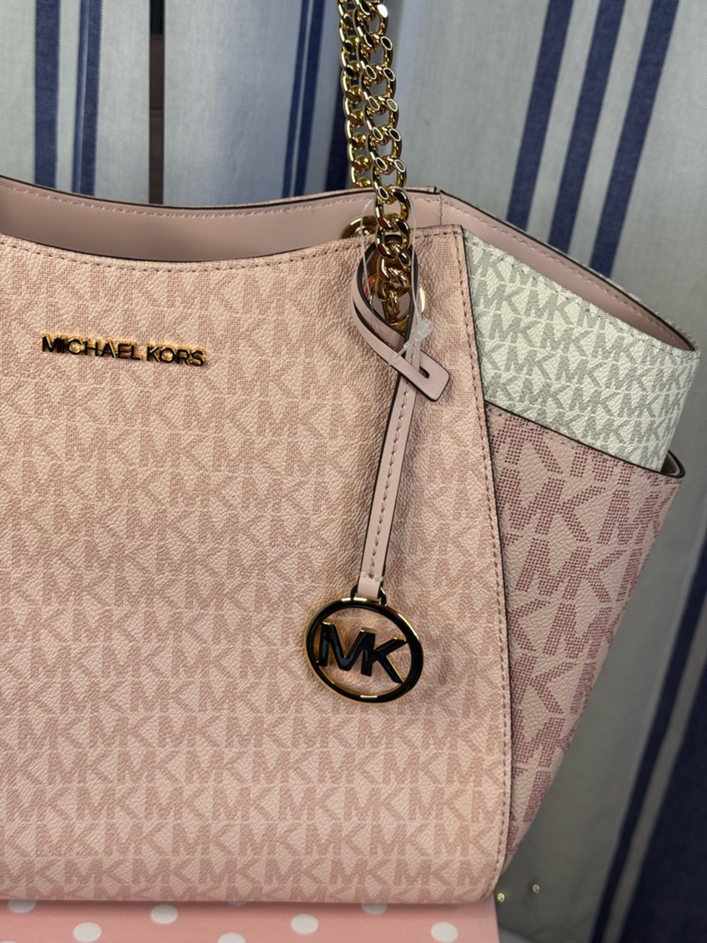Michael Kors Jet Set Travel Large Shoulder Tote in Powder Blush Multi - Picture 7 of 16
